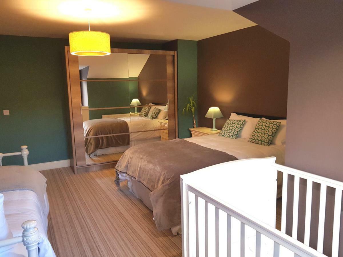 Ethan House Holiday Suites Килларни Экстерьер фото